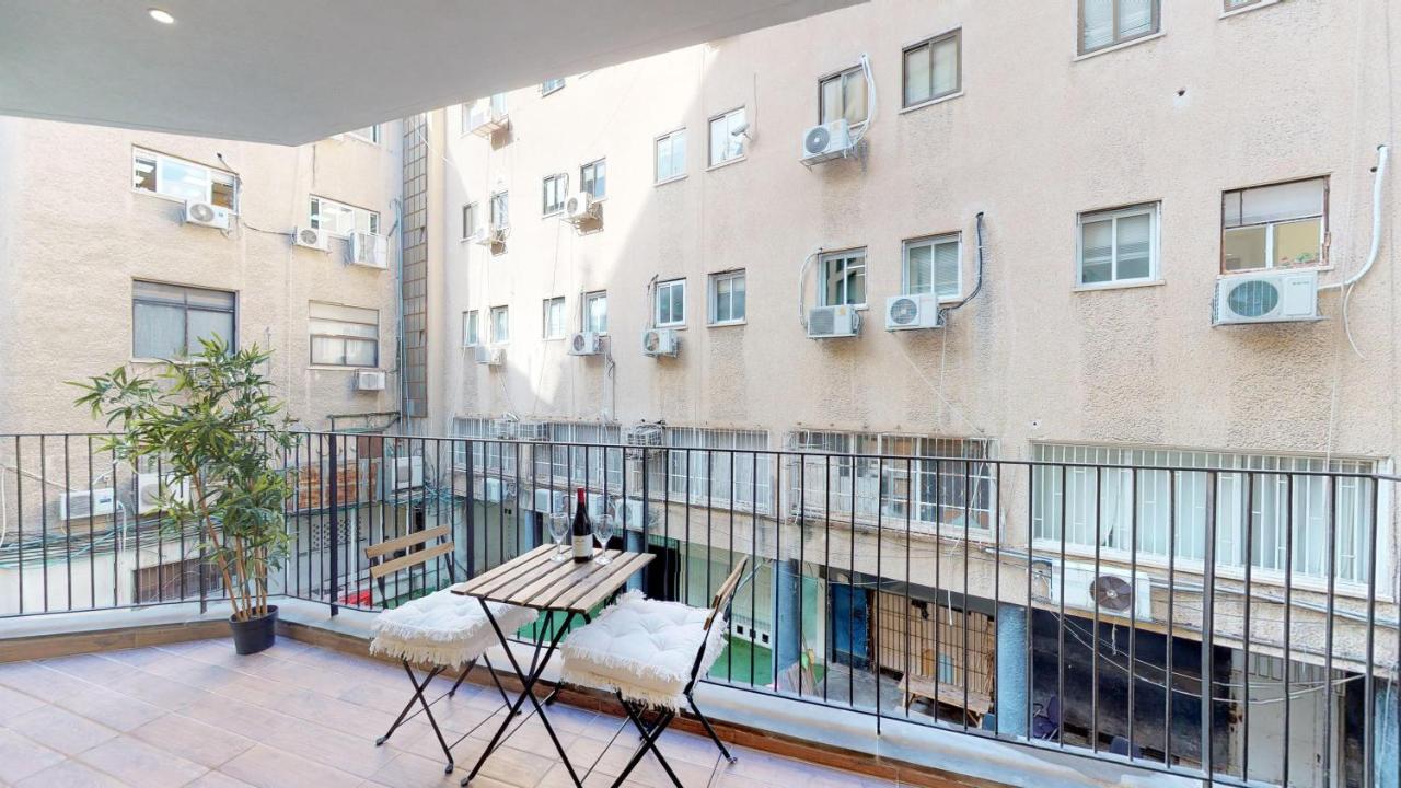 Comfortable Apartment With Balcony By Holyguest Tel Awiw Zewnętrze zdjęcie